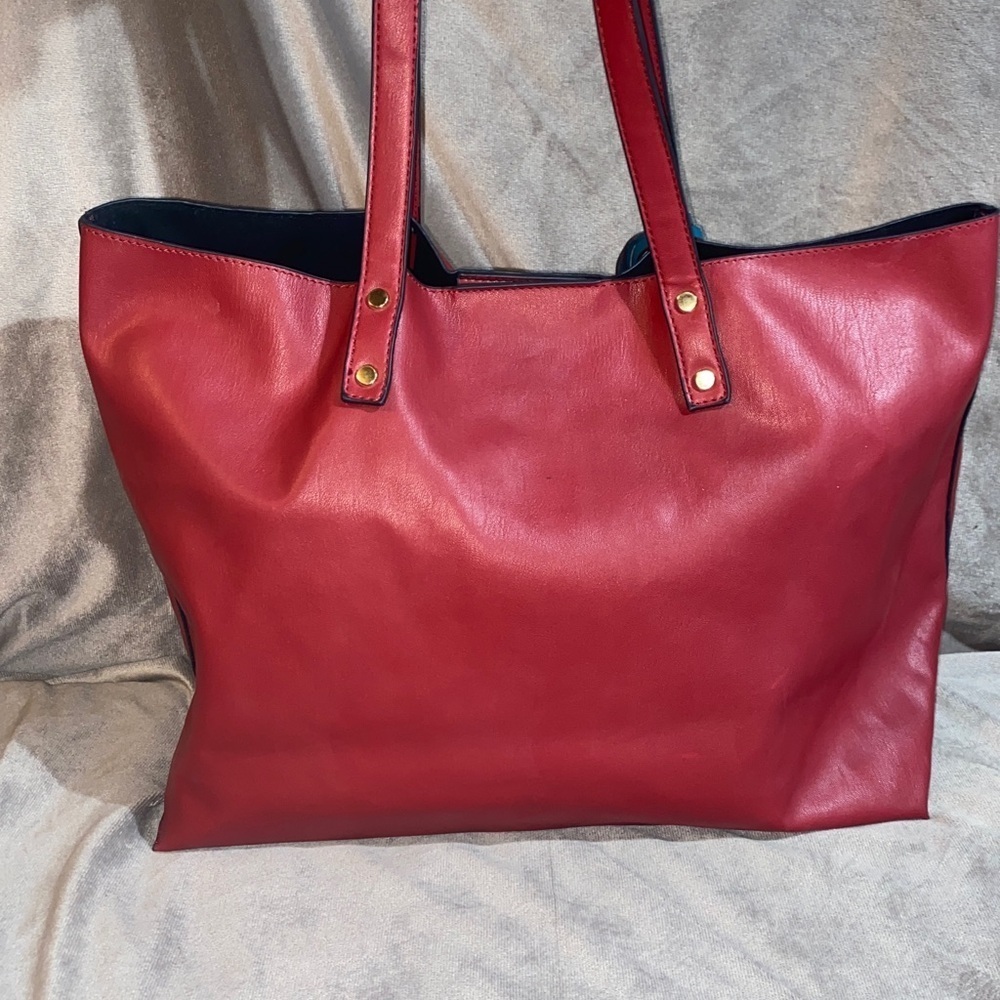 Lulu Dharma Elegant Red Tote Bag - Picture 2 of 8